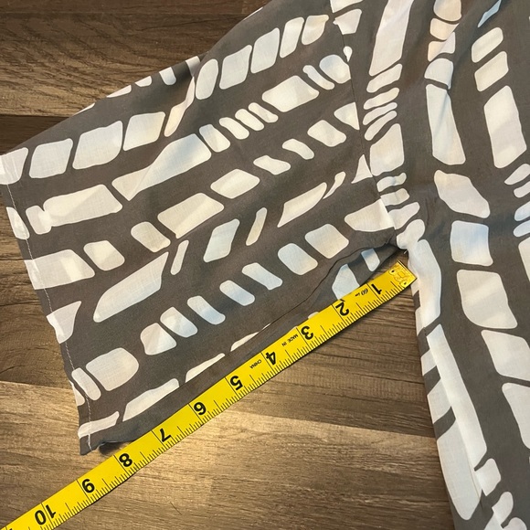 NWT Demdaco Tie Front Duster in Taupe & White OS - Picture 11 of 12